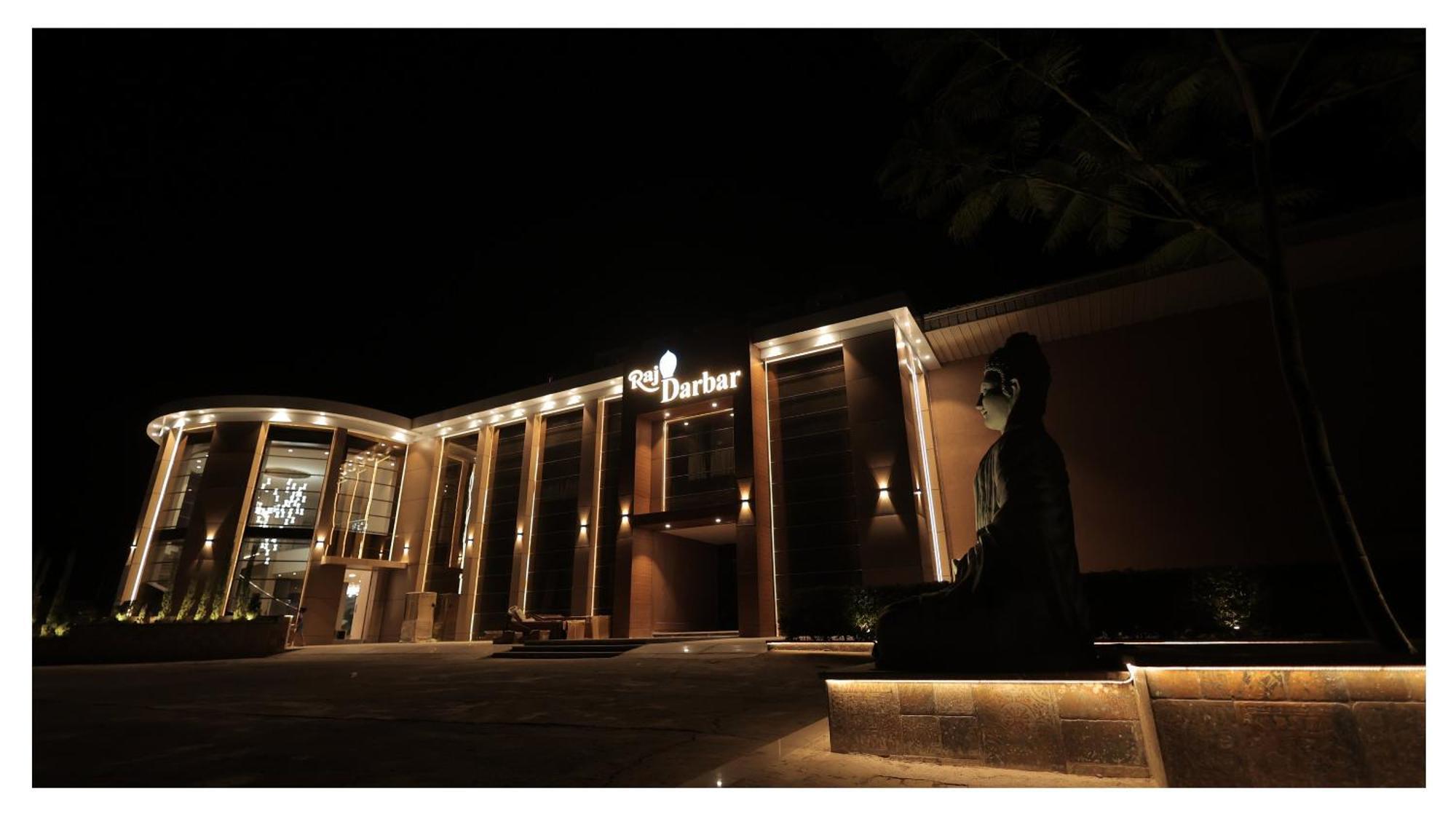 The Riverside Inn Vidisha Exterior photo